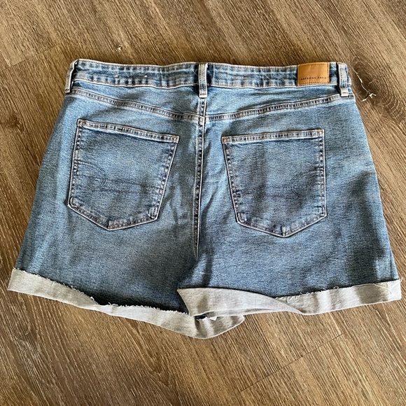 Levi's Blue Jean Shorts Classic Denim Style - Picture 3 of 5